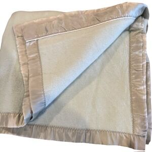VTG Mint Green King Acrylic Blanket‎ Satin Binding 107X87" Beiderlack Style EUC